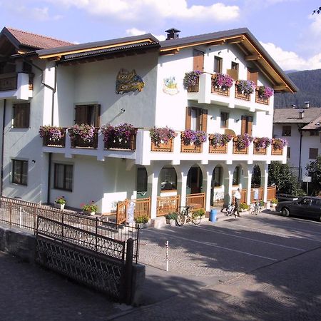 Hotel Al Caminetto チェンブラ エクステリア 写真